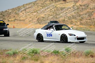 media/May-03-2025-Speed Ventures (Sat) [[ededc6c3fe]]/Yellow Group/Session 3 (Turn 10 and StartFinish)/